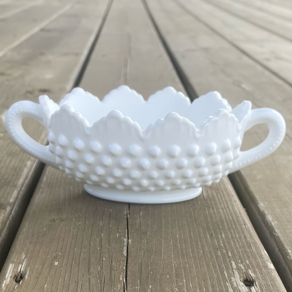 Fenton Vintage Hobnail Milk Glass Oval Double Handle Nut Bowl Candy Trinket Dish - Picture 5 of 14